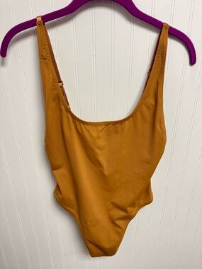 Skims Recycled Swim Scoop Neck Onepiece Medium Almond NWT